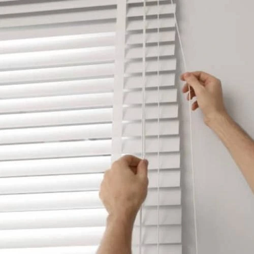 Instalação de persiana de pvc